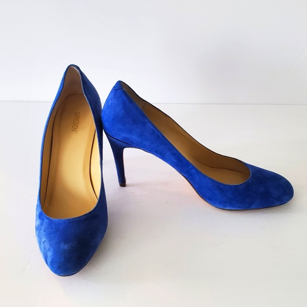 Ladies Blue Suede Heels, 100% leather upper and lower.
